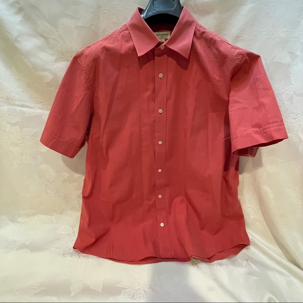 Banana Republic Short Sleeve Shirt